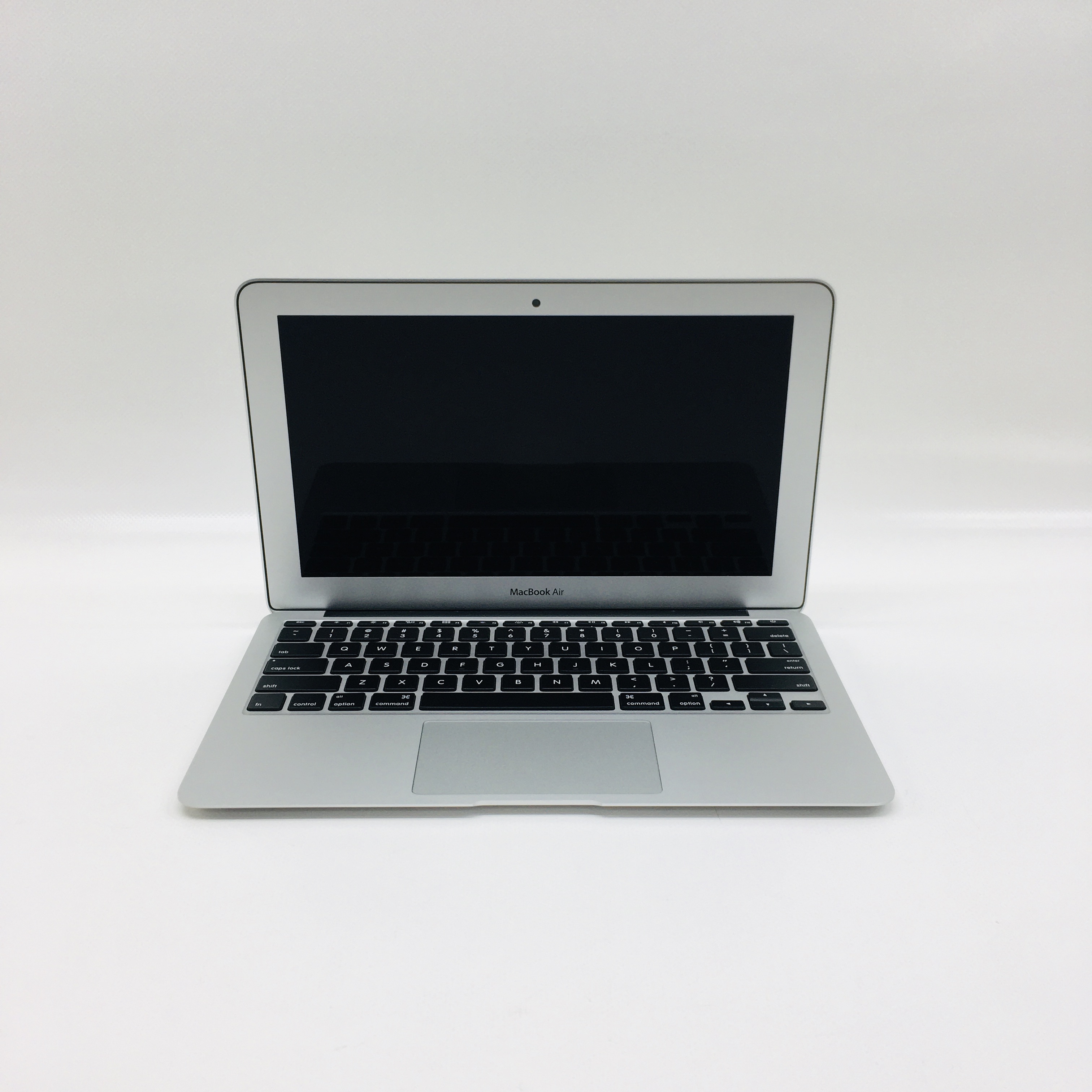 MacBook Air 11" Early 2015 (Intel Core i5 1.6 GHz 4 GB RAM 512 GB SSD), Intel Core i5 1.6 GHz, 4 GB RAM, 512 GB SSD, image 1